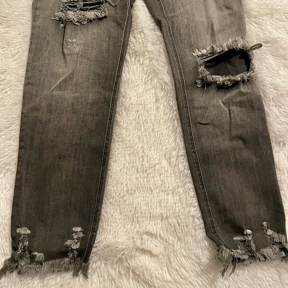 Marcell Von Berlin Skinny Distressed Jeans - Picture 12 of 13